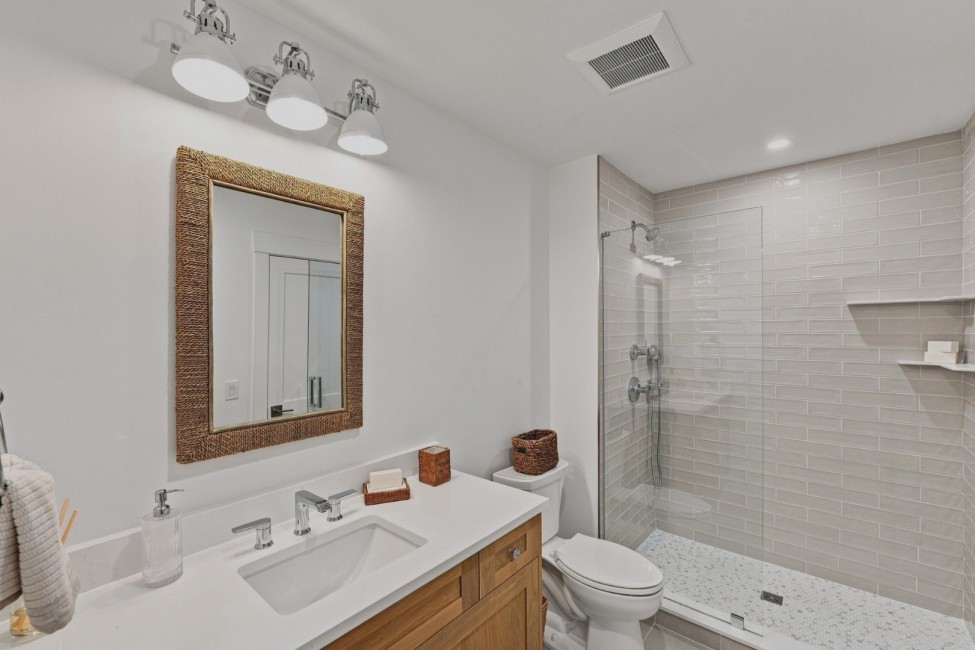  18 Honeysuckle Drive Image 41
                                    