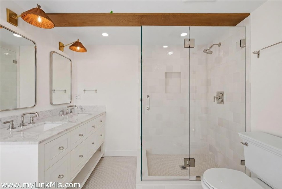  85 Orange Street Image 70
                                    