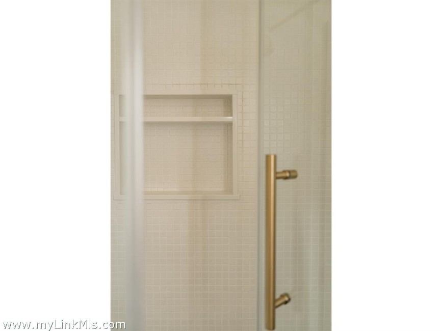  10 Center Street Image 34
                                    
