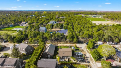 18 Pine Tree Road Mid Island