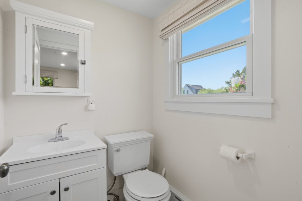  3 Newtown Road Image 8
                                    