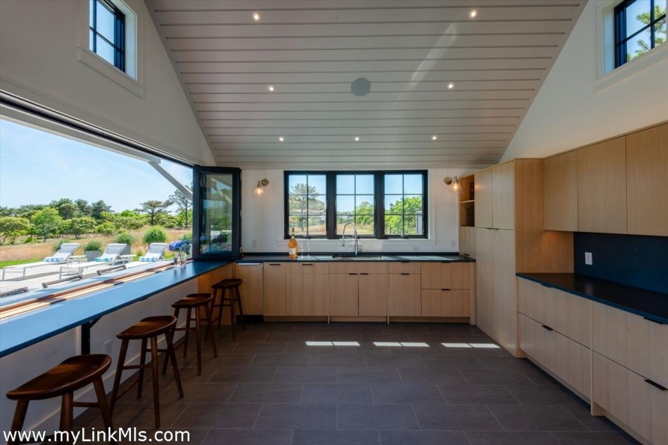  36 Warrens Landing Road Image 14
                                    