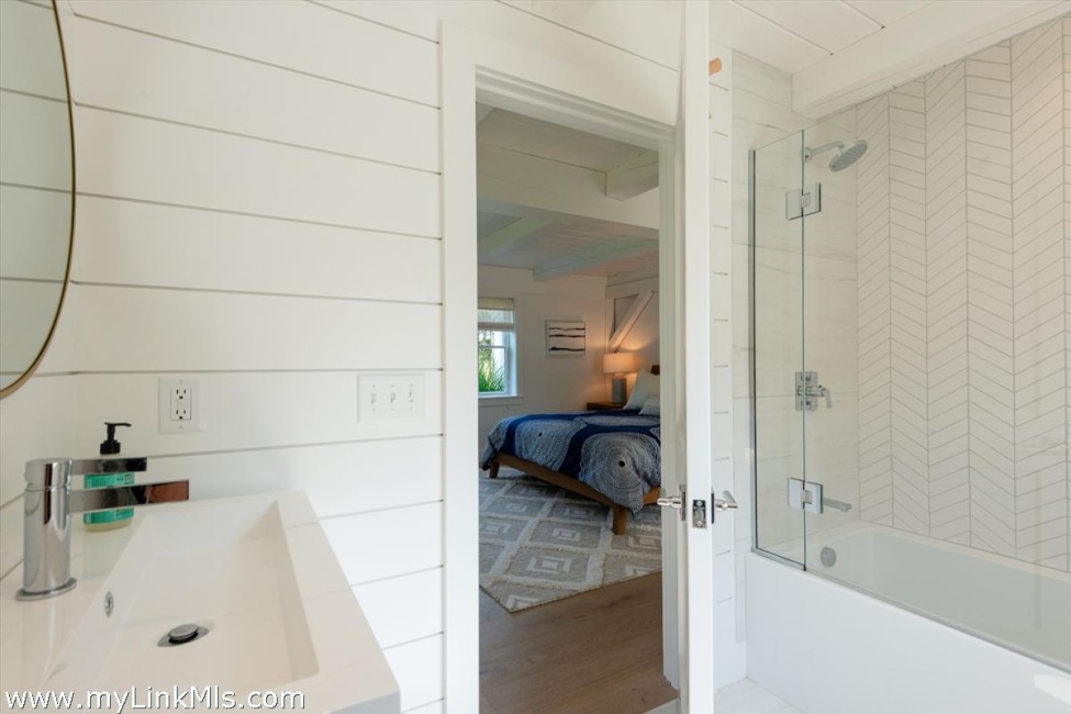  26 Pequot Street Image 19
                                    