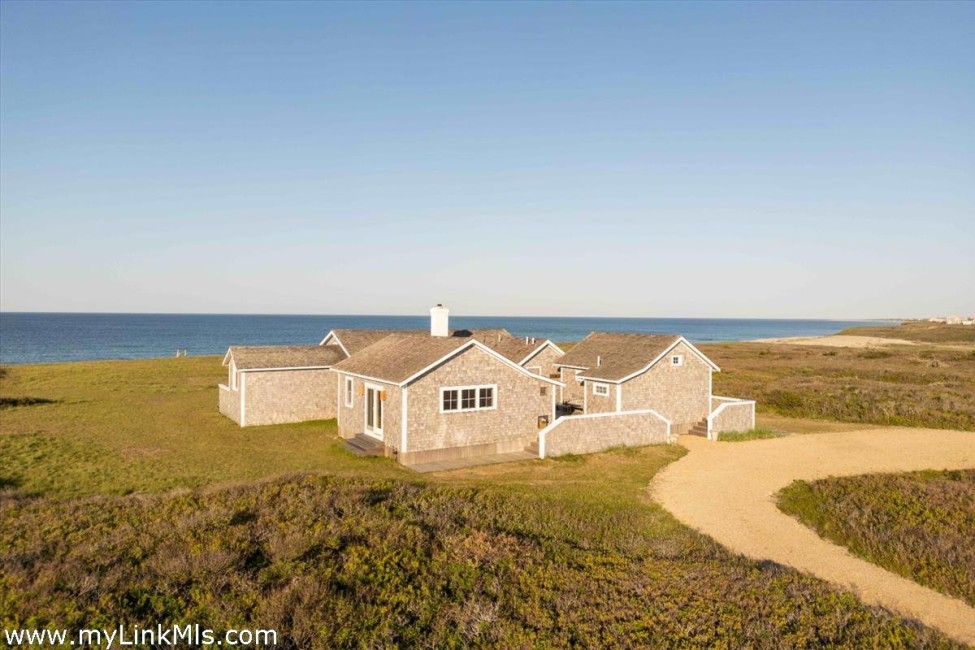  10 Waquoit Road Image 1
                                    