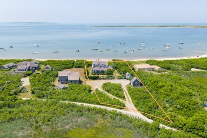 1 Little Neck Way Madaket