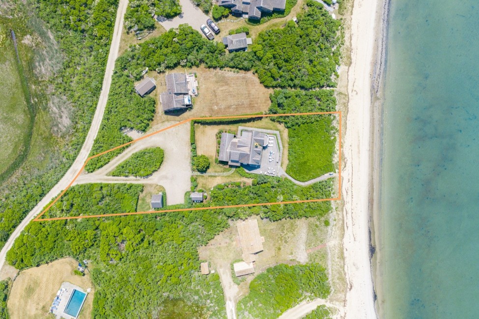  1 Little Neck Way Image 19
                                    