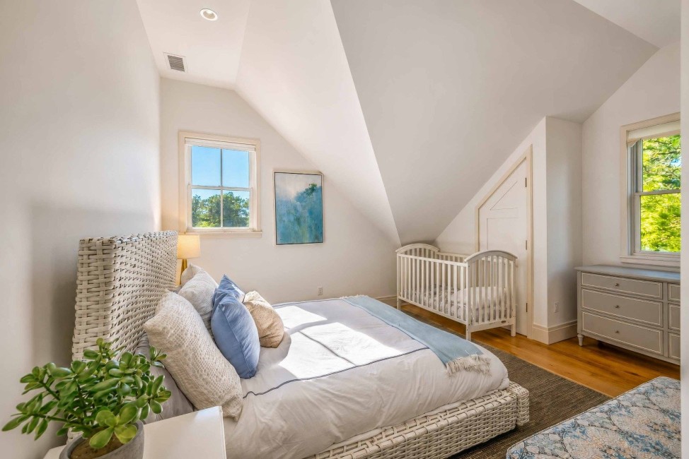  14 Field Avenue Image 26
                                    