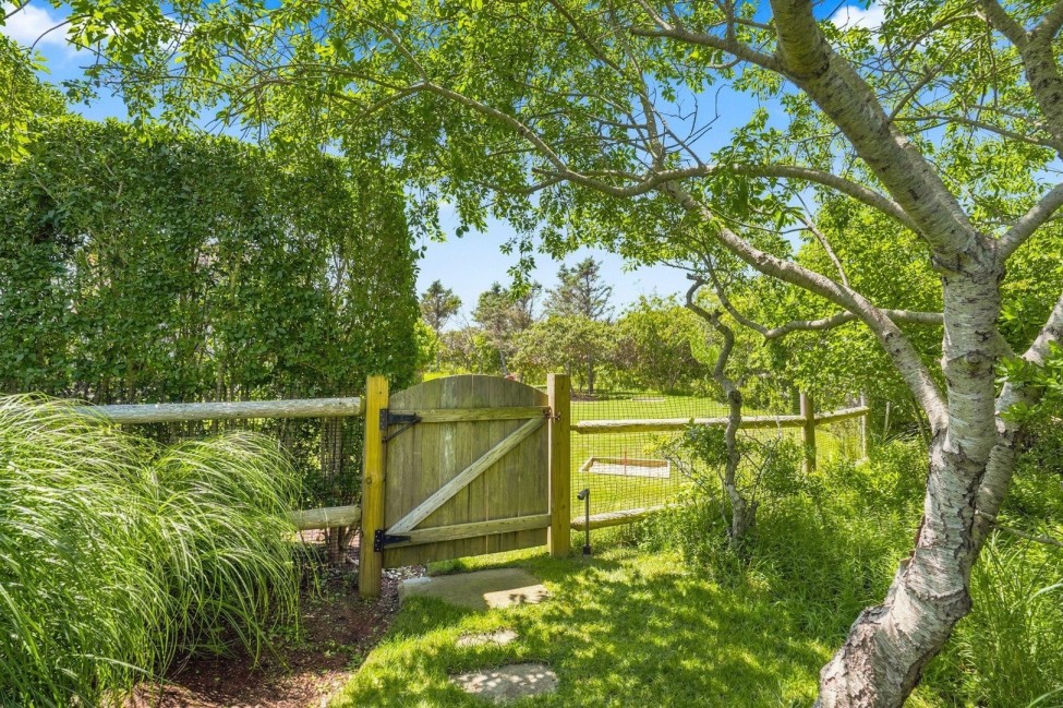  17 Ipswich Street Image 44
                                    