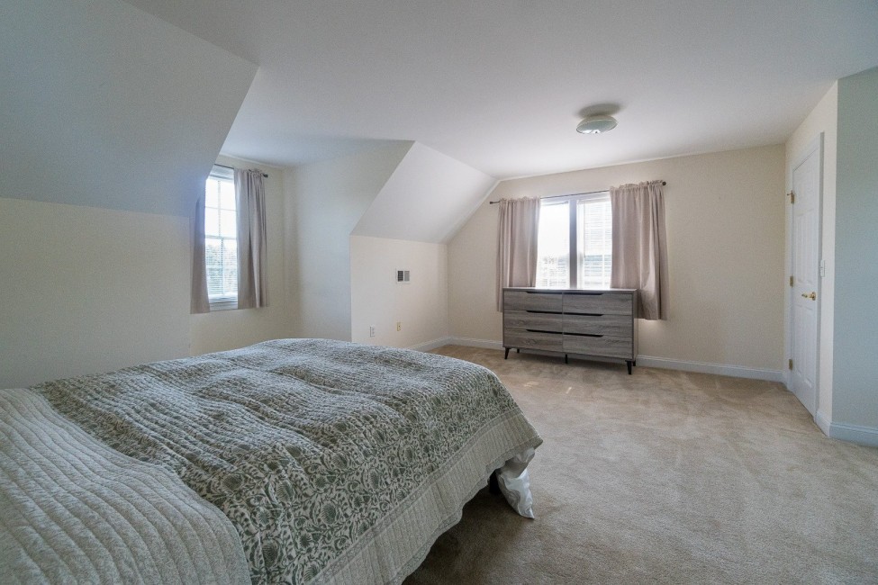  40 Sherburne Commons Lane # 23 Image 14
                                    