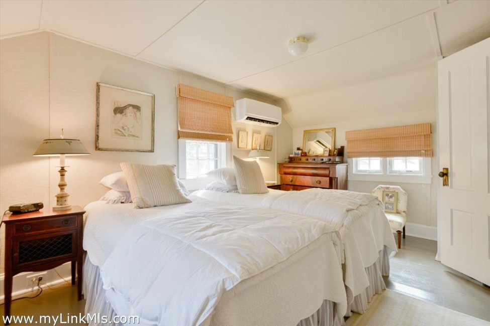  12 Cottage Avenue Image 24
                                    