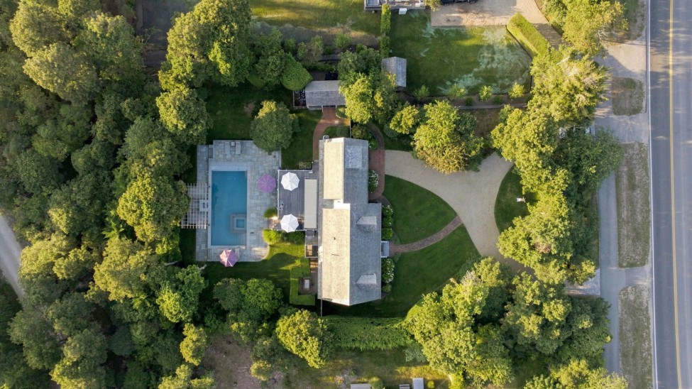 135 Surfside Road Image 1
                                    