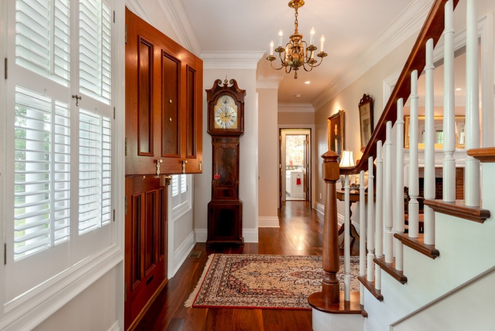  8 Hedge Row Image 17
                                    