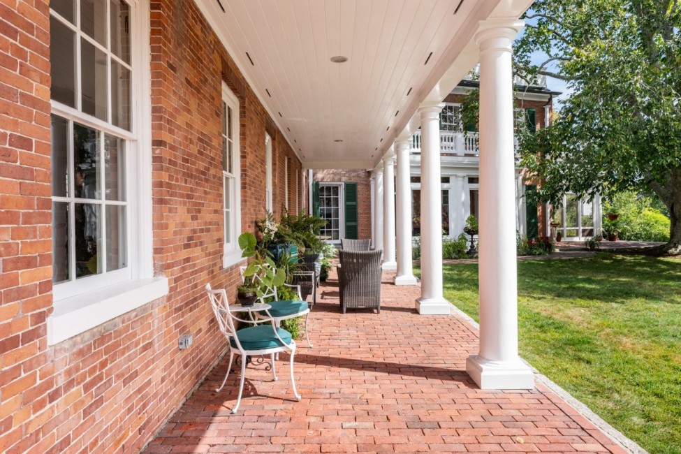  19 Pleasant Street Image 39
                                    