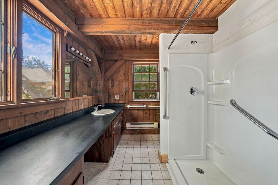  10 Field Avenue Image 9
                                    